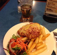 Salisbury Hotel - Suburb Australia