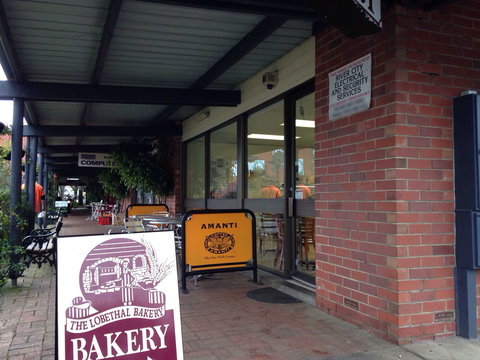 The Lobethal Bakery - Suburb Australia 0