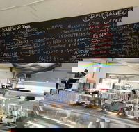 1770 Marina Cafe - Suburb Australia