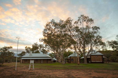 Alice Springs Telegraph Station - Suburb Australia 0