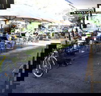 Woolpack Hotel  Lounge - Suburb Australia