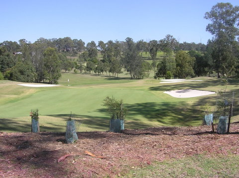 Birdies On Bent - Suburb Australia 1