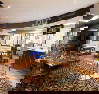 Victoria Point Tavern - Suburb Australia