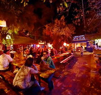 Montes Lounge - Suburb Australia