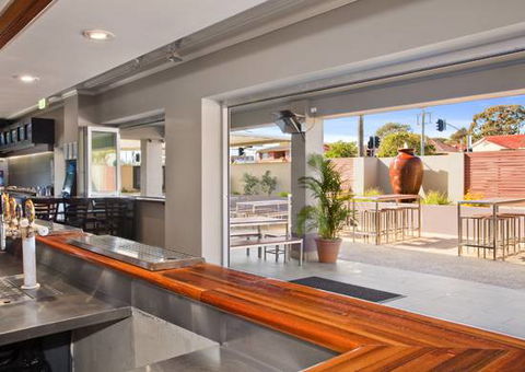 Hotel Jesmond - Suburb Australia 2