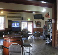 Erringhi Hotel - Suburb Australia