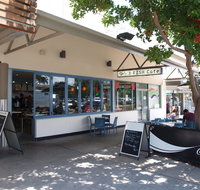 Three Fish Cafe - Suburb Australia