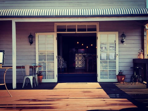 Hart And Hunter - Suburb Australia 1