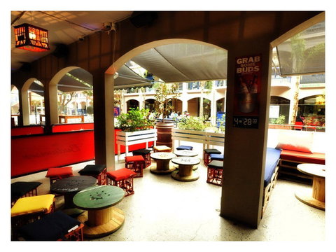 Varsity Bar - Crawley - Suburb Australia 0