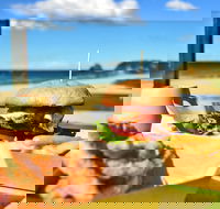 Ciccio's Surfbeach Cafe - Suburb Australia