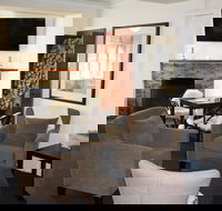 Criterion Bistro Crookwell - Suburb Australia