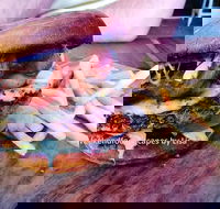 3 Monkeys Cafe - Suburb Australia