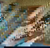 Petite Provence - Suburb Australia