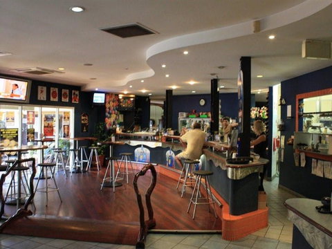 Humpty Doo Tavern - Suburb Australia 2