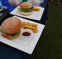 Bushland Beach Tavern - Suburb Australia