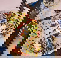 Delucas Pizza - Suburb Australia