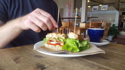 Caseys Cafe - Suburb Australia 0