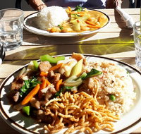 New Golden Lake Chinese Restaurant - Suburb Australia