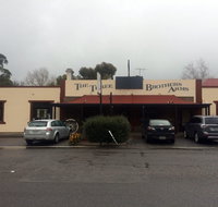 Three Brothers Arms - Suburb Australia