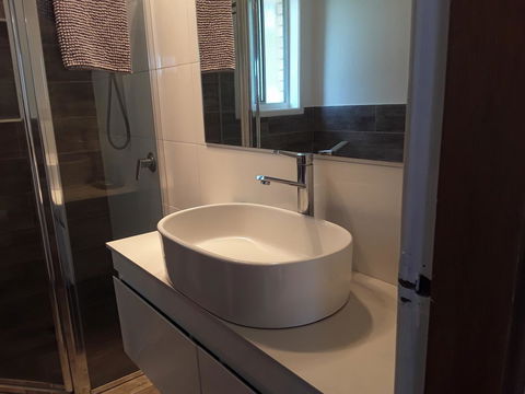 Narooma Golfers Lodge - Suburb Australia 10