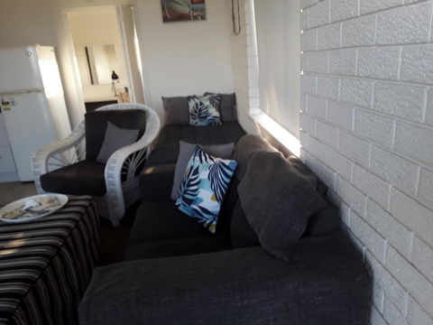 Narooma Golfers Lodge - Suburb Australia 2