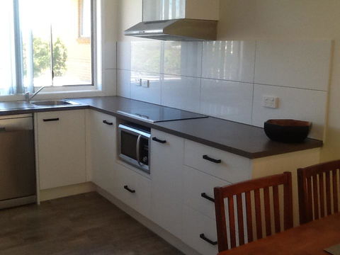 Narooma Golfers Lodge - Suburb Australia 37