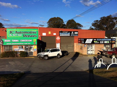 Vards Graphics - Suburb Australia 0