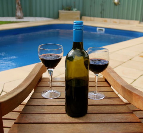 Lure Bed And Breakfast - Suburb Australia 10