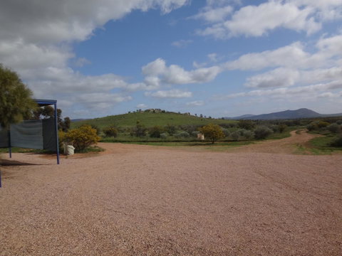 Windana Cottages - Suburb Australia 35