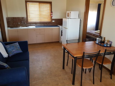 Windana Cottages - Suburb Australia 5
