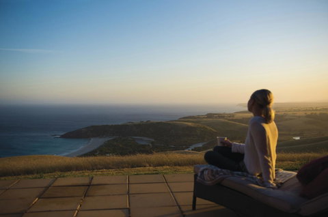Life-time Private Retreats - Suburb Australia 21