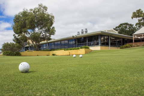 New Terry Hotel & Golf Resort - Suburb Australia 25