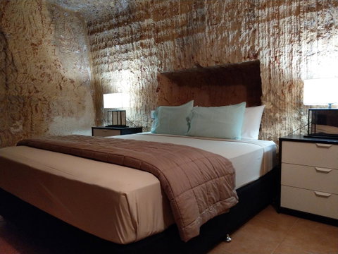 Zen Underground B&B - Suburb Australia 2