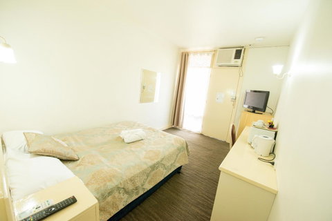 Jacksons Motor Inn - Suburb Australia 34