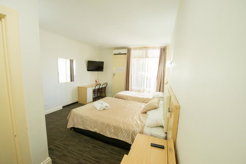Jacksons Motor Inn - Suburb Australia 17