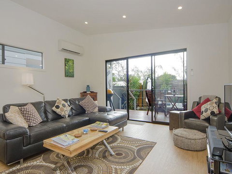 Seagrass Villas - Suburb Australia 5