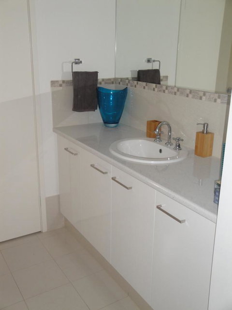 White Sands Retreat - Suburb Australia 8
