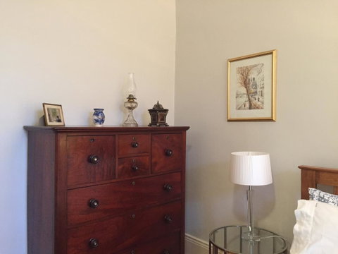 8 Osborne - Suburb Australia 13