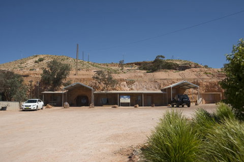Ali's Underground - Suburb Australia 15