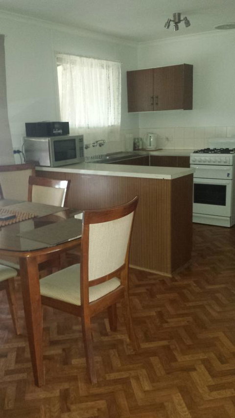 The Quorn-er House - Suburb Australia 12