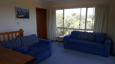 Breeze On Scenic - Suburb Australia 4