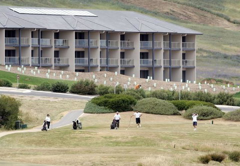 Links Lady Bay Resort - Suburb Australia 15