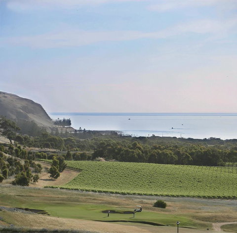 Links Lady Bay Resort - Suburb Australia 19