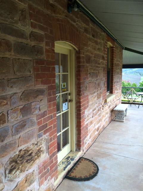 Vineyard Cottage BnB - Suburb Australia 9