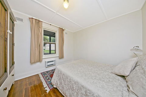 Vineyard Cottage BnB - Suburb Australia 18