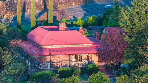 Vineyard Cottage BnB - Suburb Australia 0