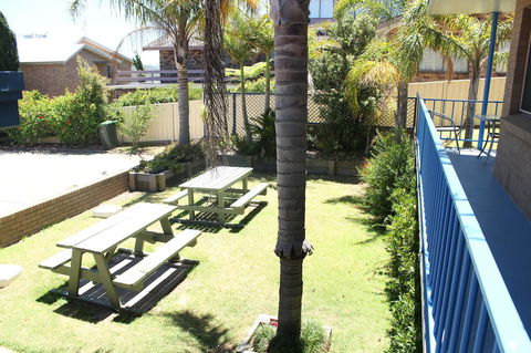Narooma Palms Holiday Apartments - Suburb Australia 8