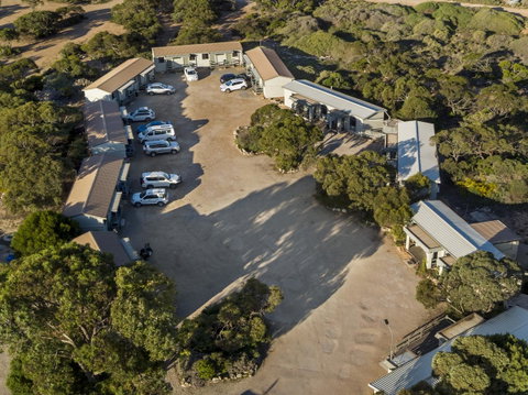 Border Village Roadhouse - Suburb Australia 16