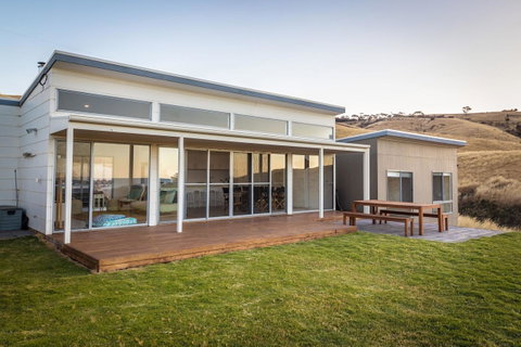 Middle River Beach House, Western House - Suburb Australia 1