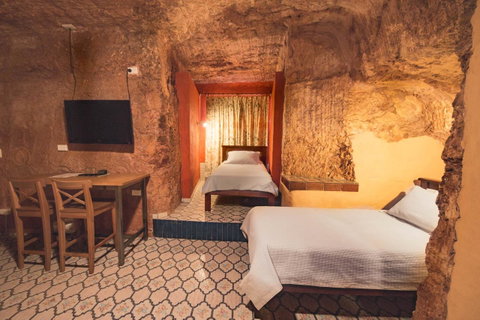 The Underground Motel - Suburb Australia 20